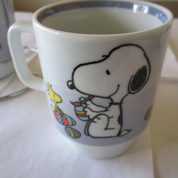 Snoopy Peanuts Easter 4 Cup Mug With Metal Holder Coffee Tea Home - Picture 4 of 5